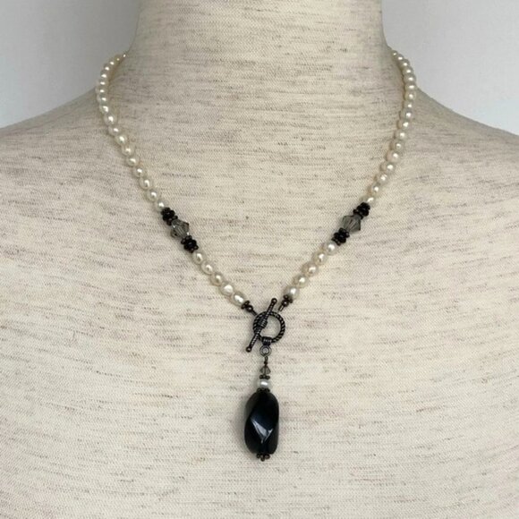 Pearl 18" Sterling Silver Front Rope Toggle Necklace Black Nephrite Jade Pendant - Picture 1 of 16